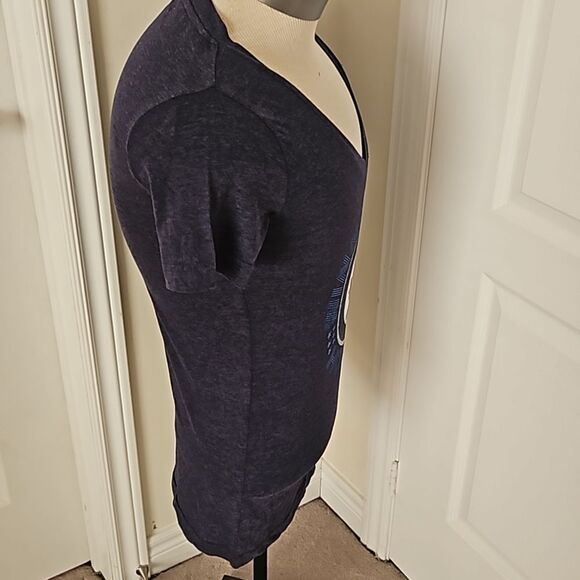 NHL Women's Hockey Logo Winnipeg Jets T-shirt Navy Blue Medium - Picture 5 of 16